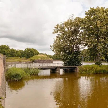 De Ooievaar 公寓 *