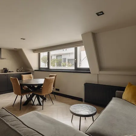 De Ooievaar * Нарден